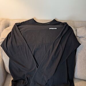 Patagonia Men's Black Shirt